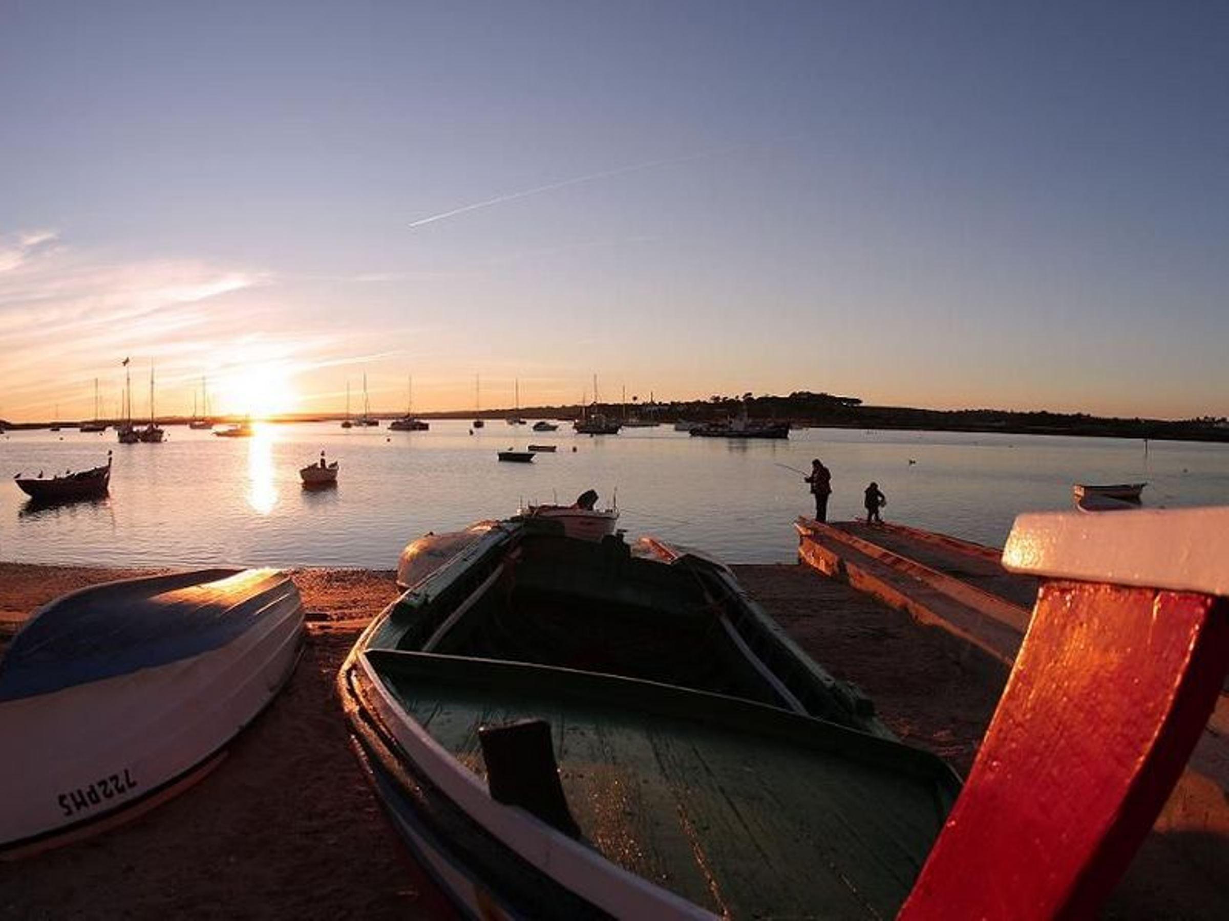 Yellow Alvor Garden Екстериор снимка